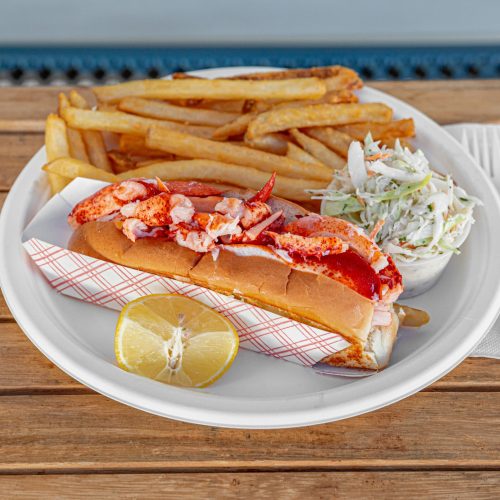 SkippersRestaurant_HotLobsterRollCombo